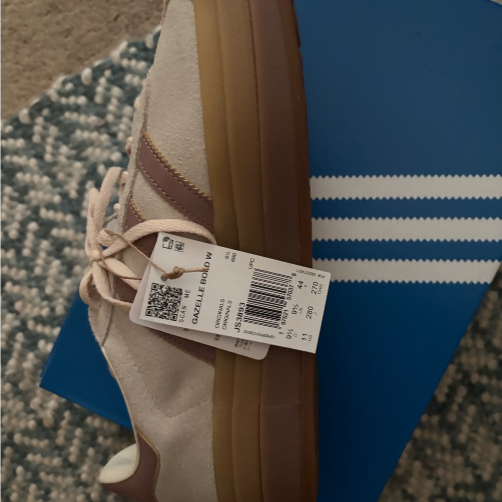 NWT and box Adidas Gazelle Bold Women’s 11 cream/clay - Picture 10 of 14